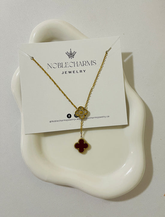 Red clover Necklace(Two only left‼️)